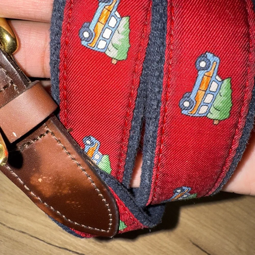 VINEYARD VINES by Shep &‎ Ian Holiday Truck And Christmas Tree Size 30 Belt 34”